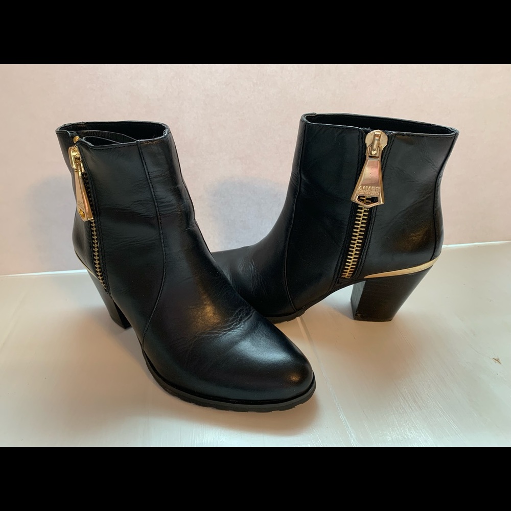 Aimee Kestenberg Dana Black Leather Ankle Booties. 3” heel - in great condition.